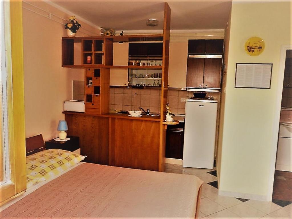 Apartments And Rooms With Parking Space Rabac, Labin - 12368 Buitenkant foto